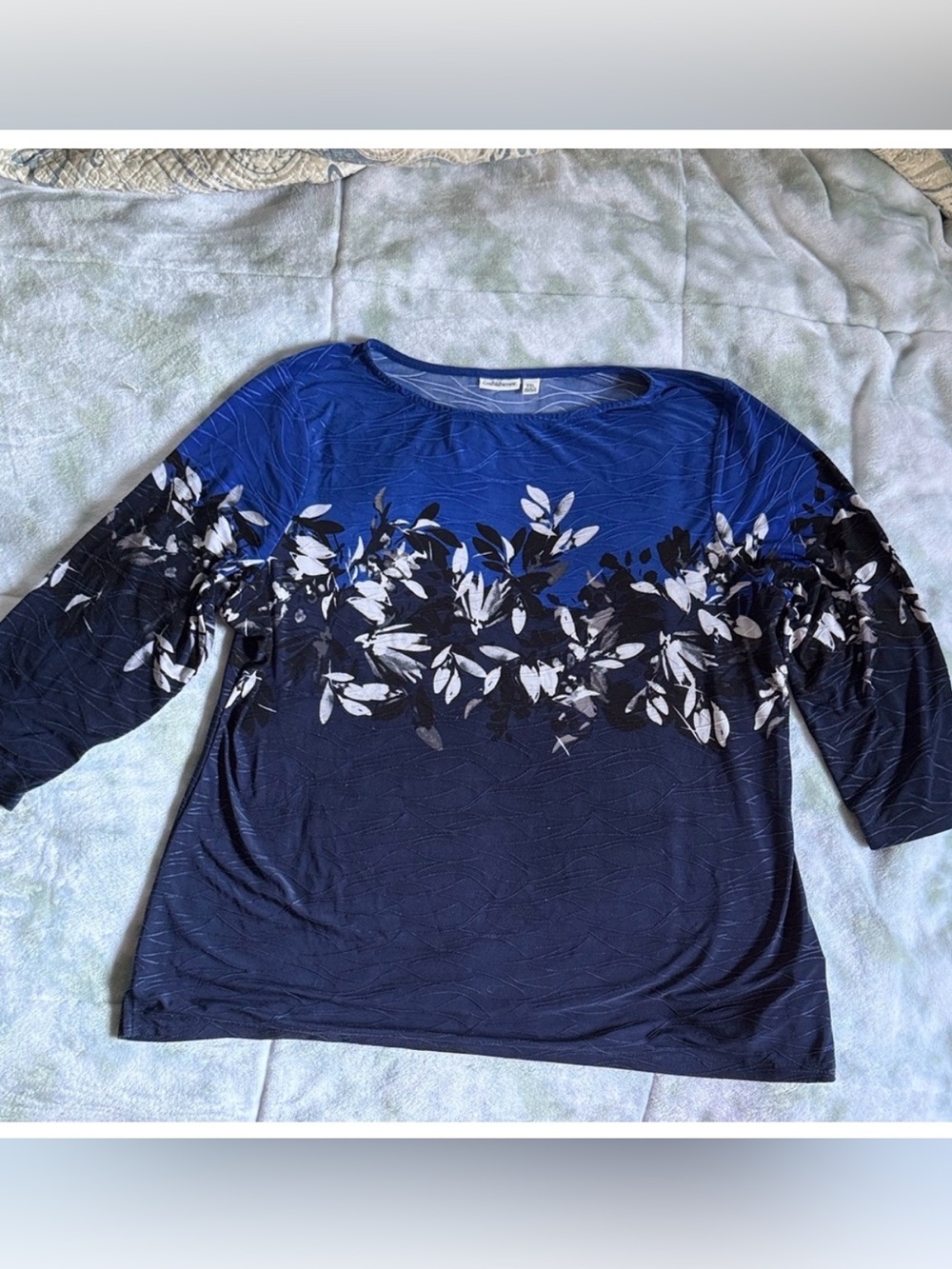 Women’s croft & barrow Blue Gradient Floral Long-Sleeve Top